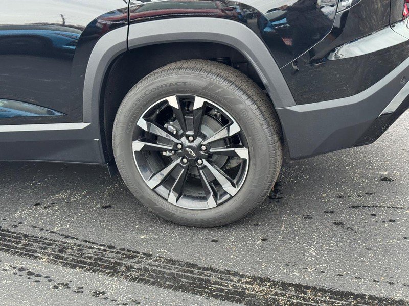 New 2026 Chevrolet Equinox RS w/ LPO, Floor Liner Package image 4