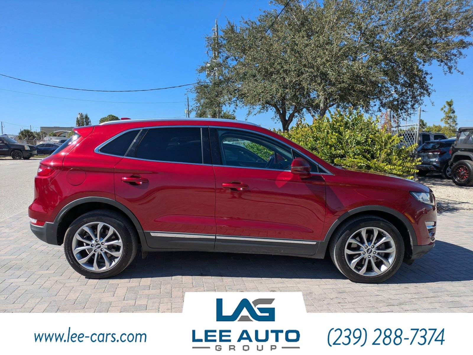 Used 2019 Lincoln MKC Select w/ Select Plus Package FWD image 2