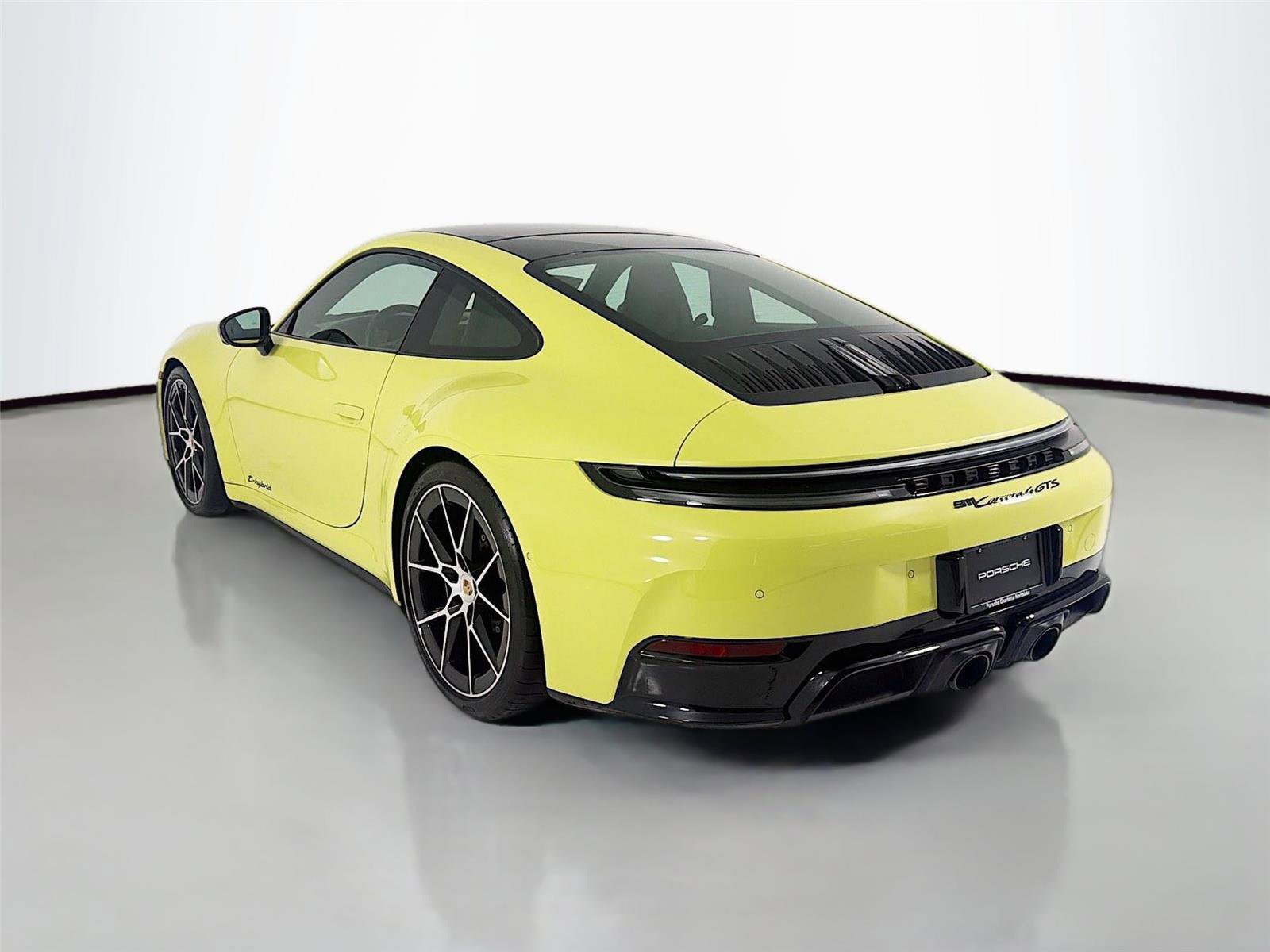 Certified 2025 Porsche 911 Carrera 4 GTS image 3