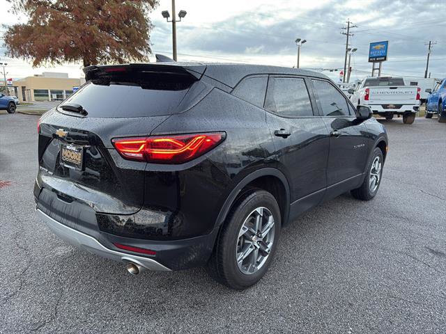 Used 2023 Chevrolet Blazer LT image 7