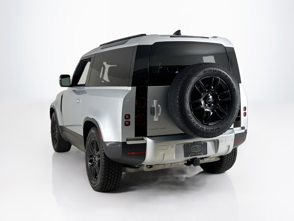 Used 2021 Land Rover Defender 90 S AWD/4WD image 3