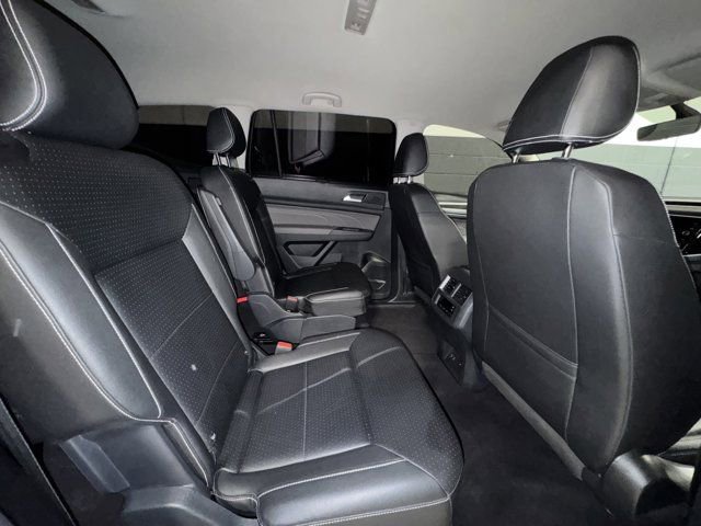 Used 2023 Volkswagen Atlas SE AWD/4WD image 9