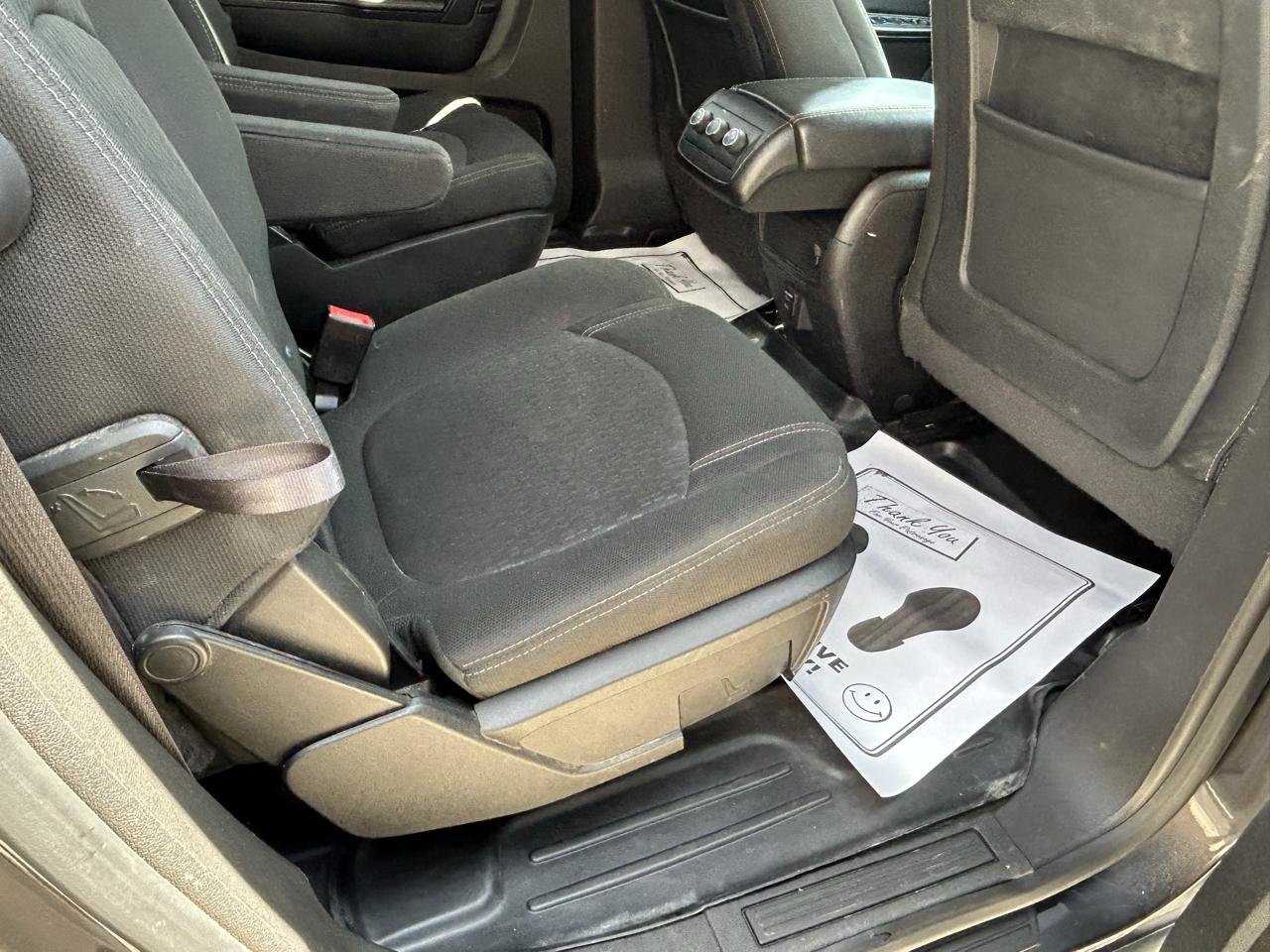 Used 2015 GMC Acadia SLE FWD image 11
