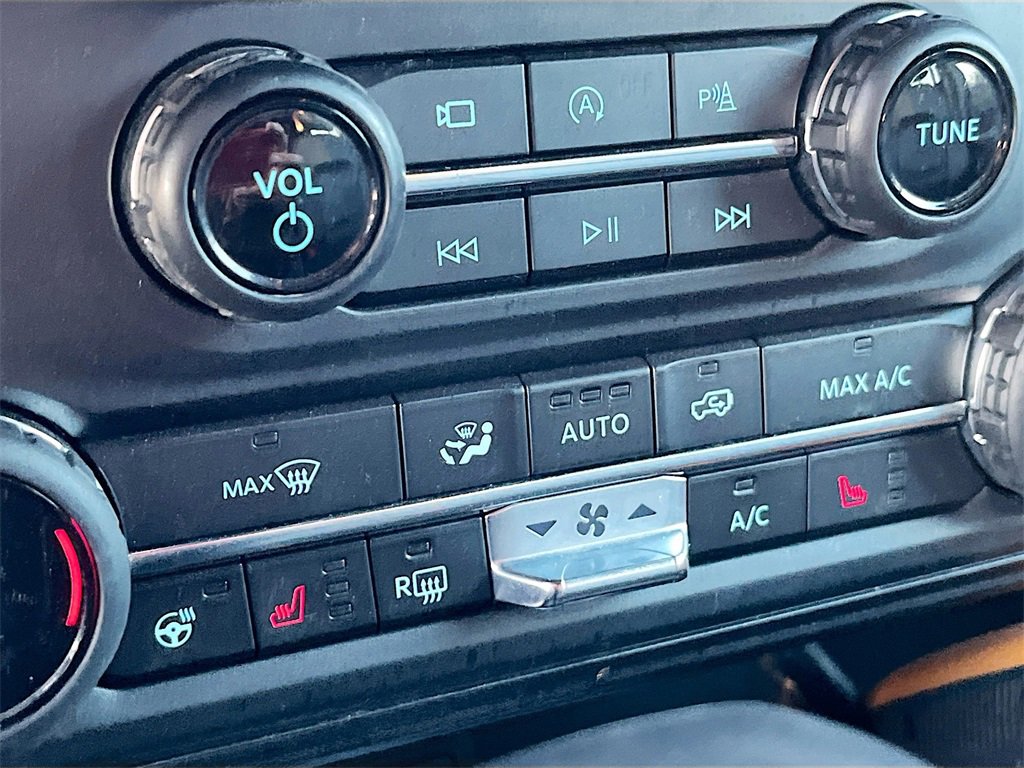 Used 2022 Ford Bronco Badlands image 20