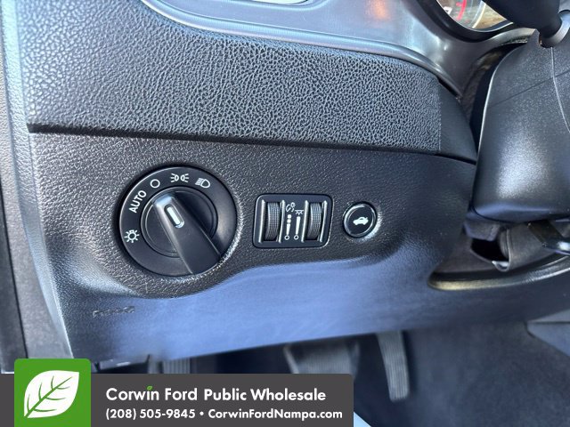 Used 2023 Dodge Charger SXT RWD image 14
