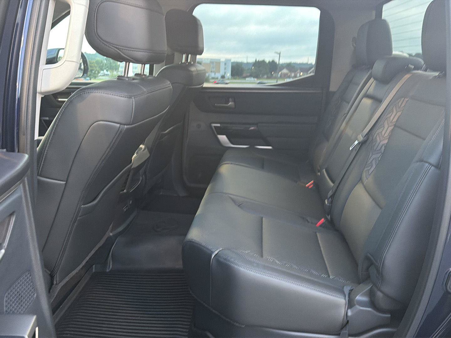 Used 2023 Toyota Tundra Limited AWD/4WD image 12