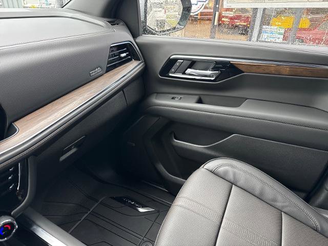 New 2026 Chevrolet Tahoe High Country w/ Sun And Tow Package image 17