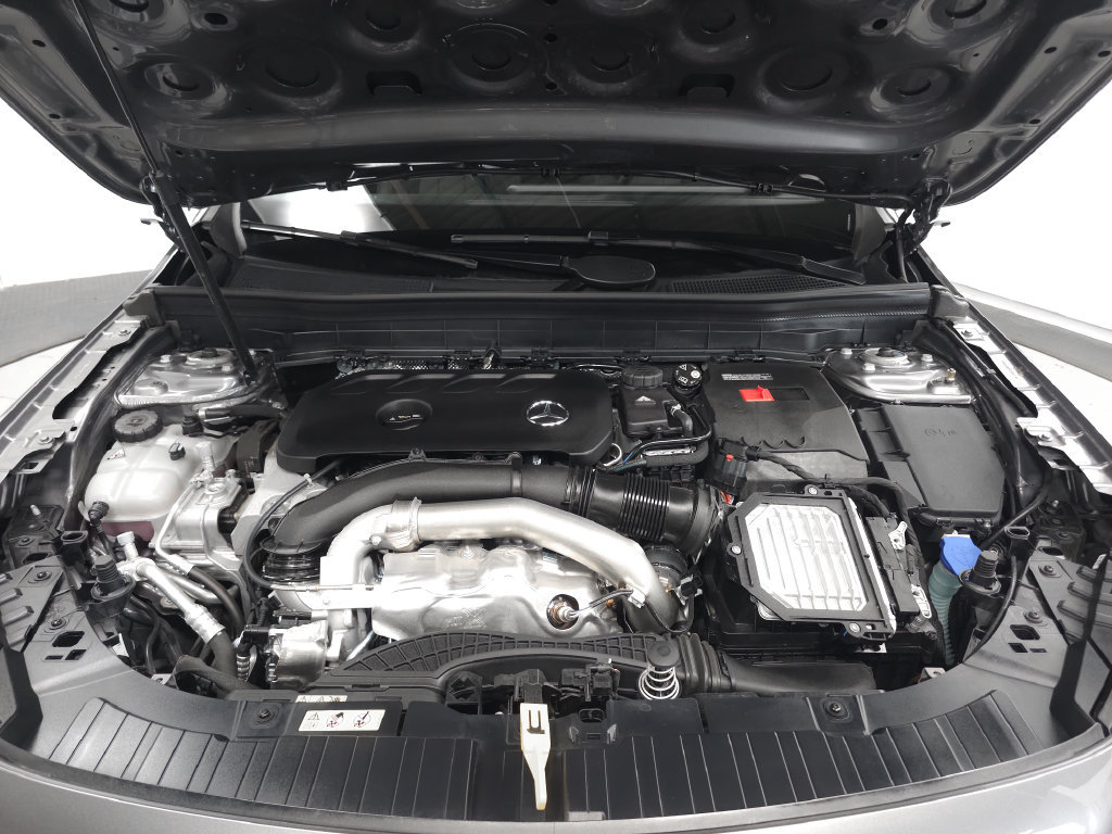 Certified 2026 Mercedes-Benz GLB 250 4MATIC image 33