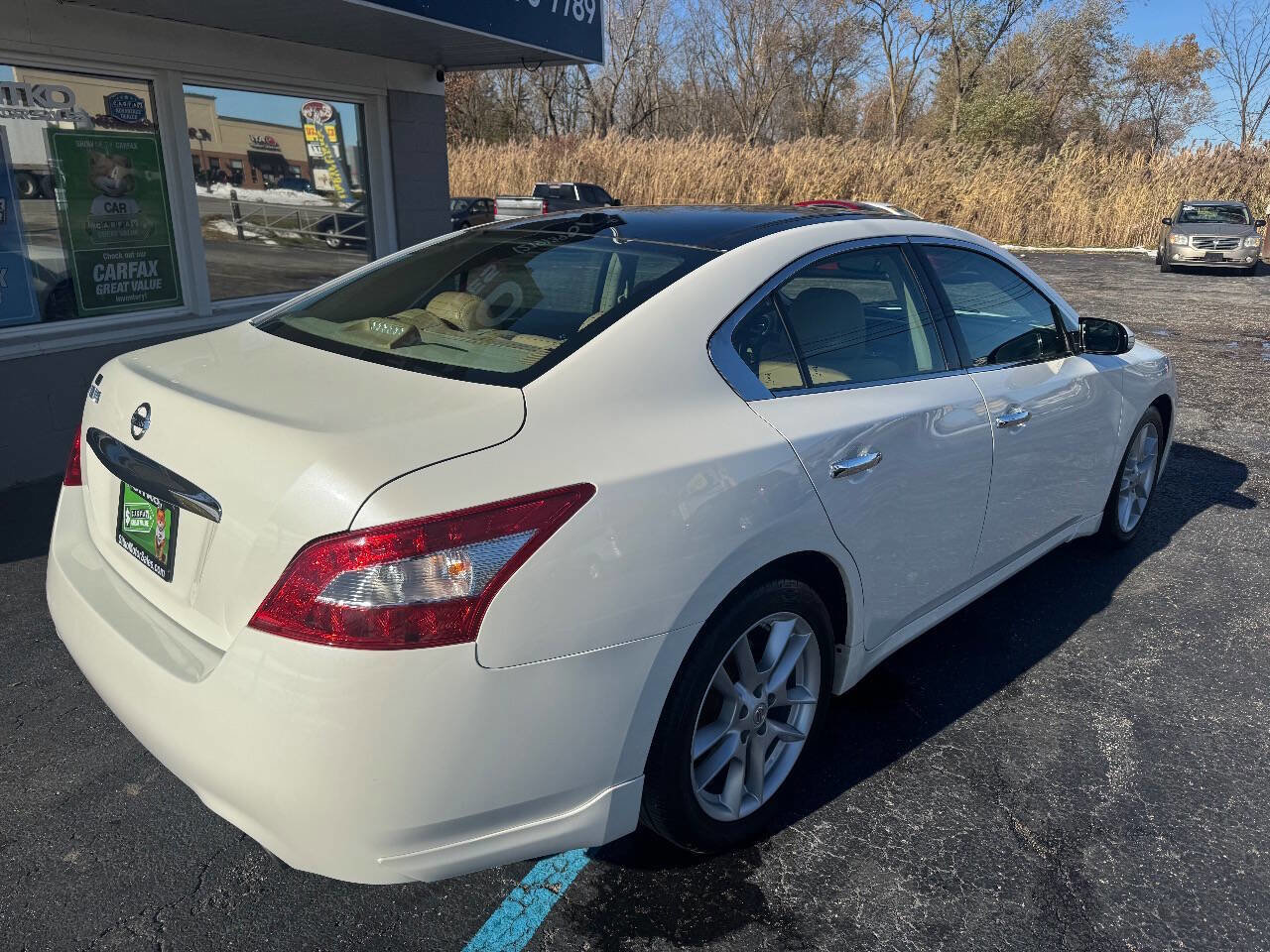 Used 2011 Nissan Maxima 3.5 SV w/ Premium Pkg image 5