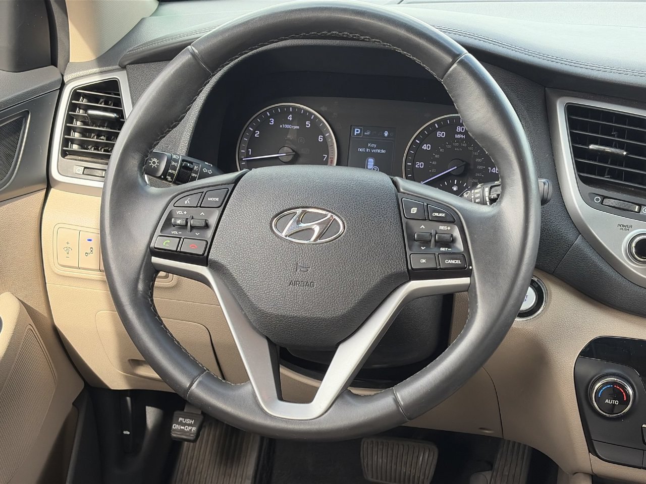 Used 2017 Hyundai Tucson Limited FWD image 13