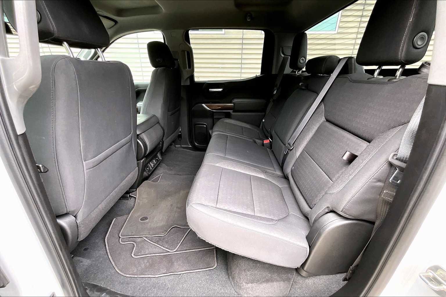 Used 2021 GMC Sierra 1500 Elevation image 19