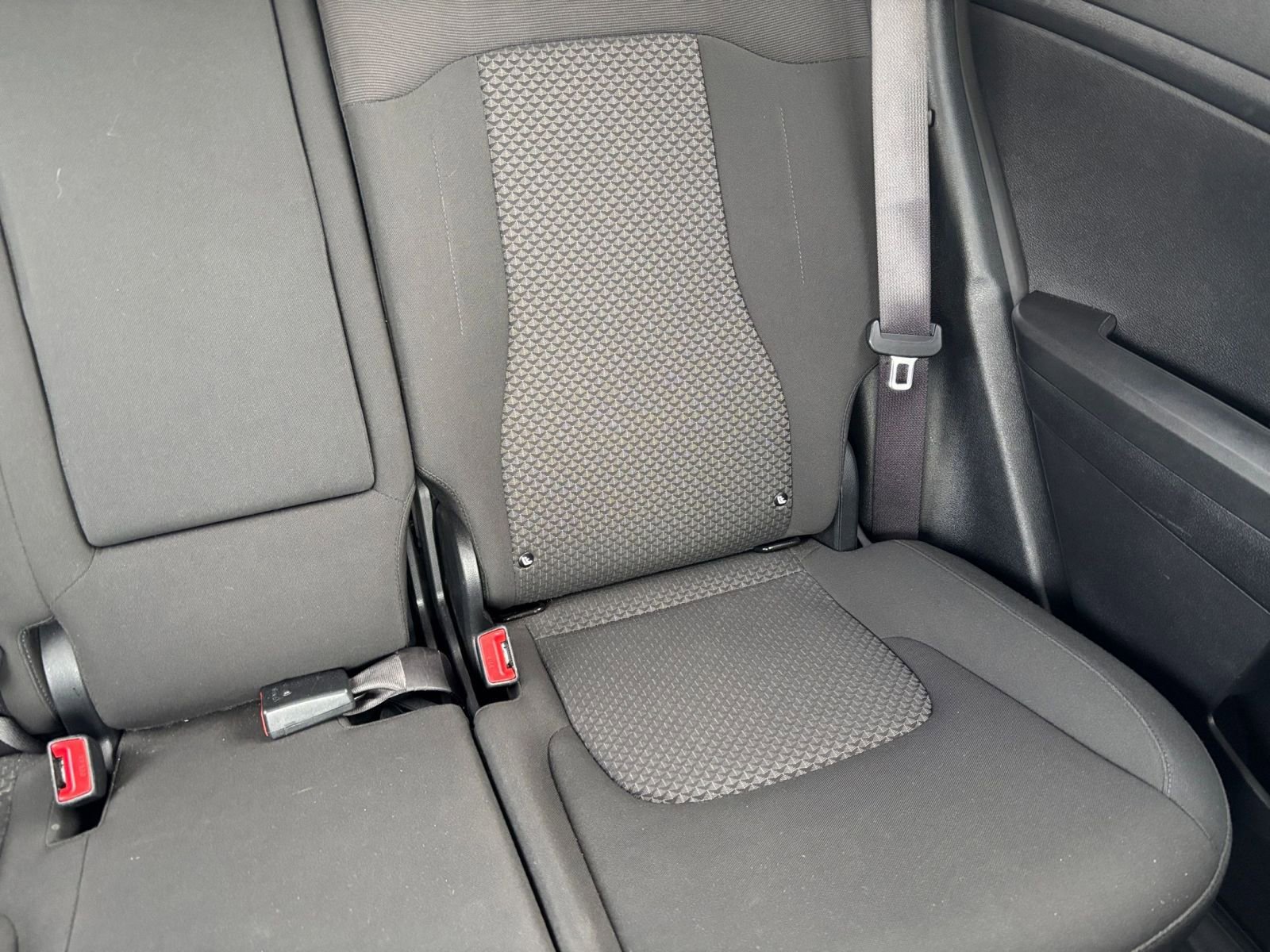 Used 2024 Kia Sportage LX image 36