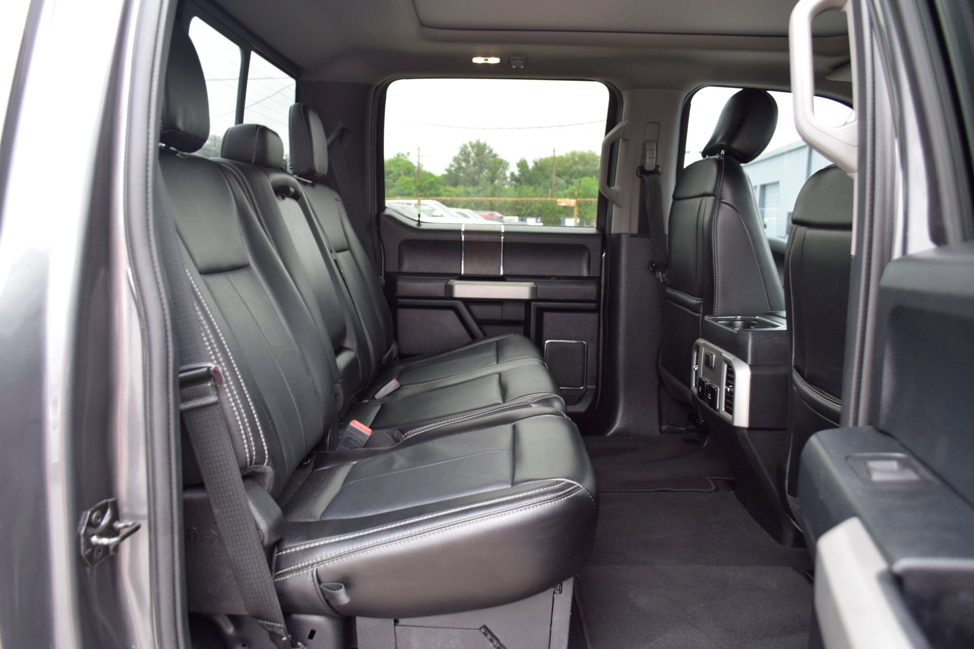 Used 2021 Ford F250 Lariat w/ Lariat Ultimate Package AWD/4WD image 22