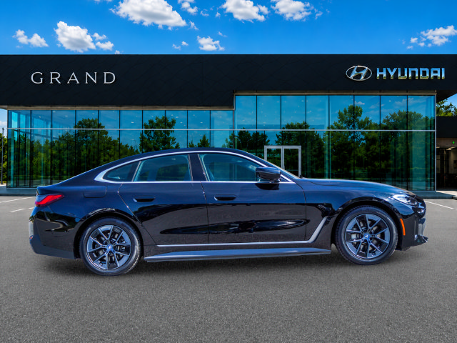 Used 2024 BMW i4 eDrive40 RWD image 6