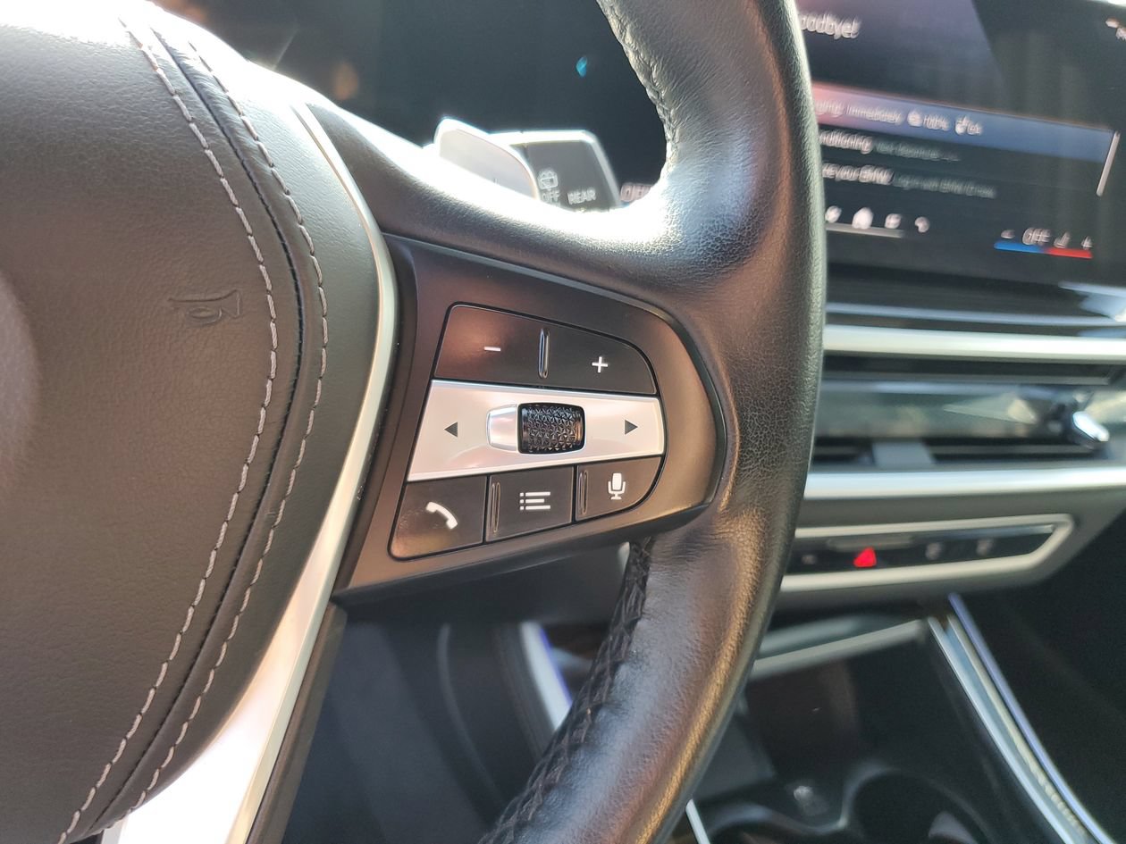 Used 2025 BMW X5 xDrive50e AWD/4WD image 27