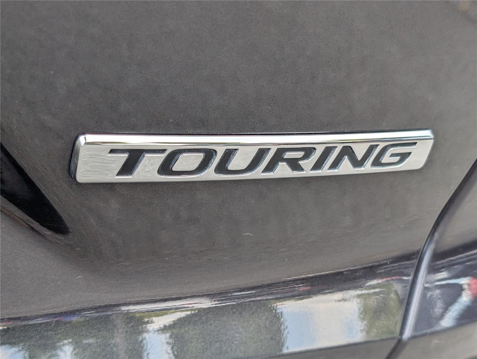 Used 2017 Honda CR-V Touring image 10