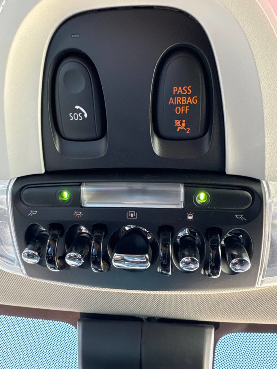 Used 2019 MINI Cooper Clubman S w/ Premium Package image 15