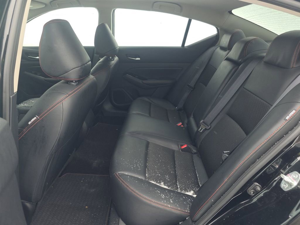 Used 2024 Nissan Altima 2.5 SR image 20