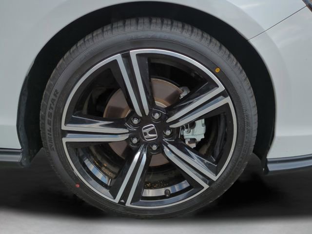 Used 2023 Honda Accord Sport image 12