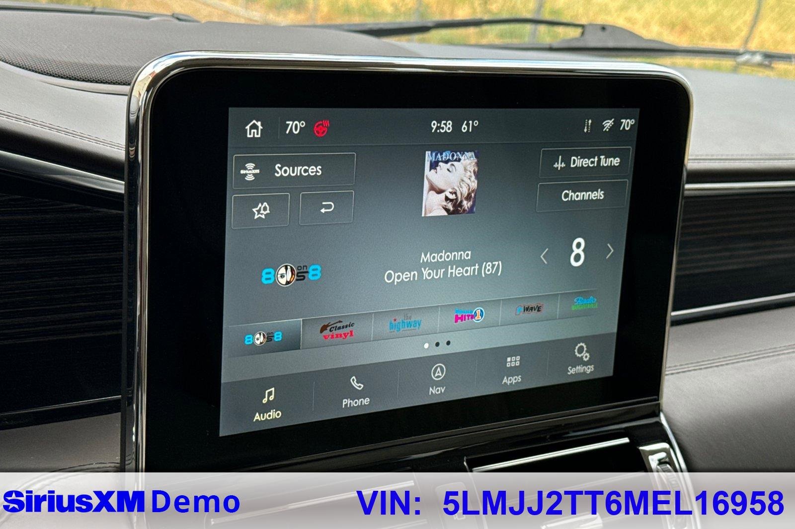 Used 2021 Lincoln Navigator Black Label w/ Cargo Convenience Package image 29