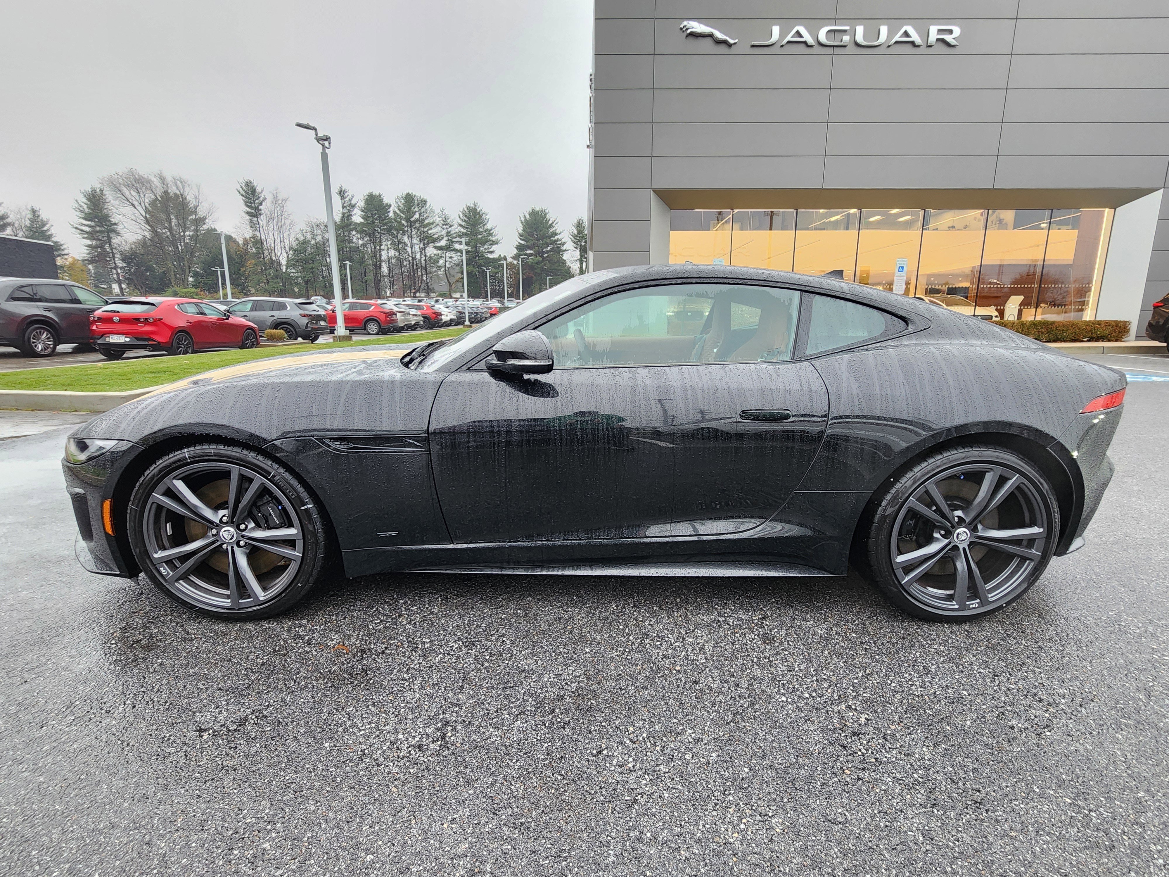 New 2024 Jaguar F-TYPE R image 5