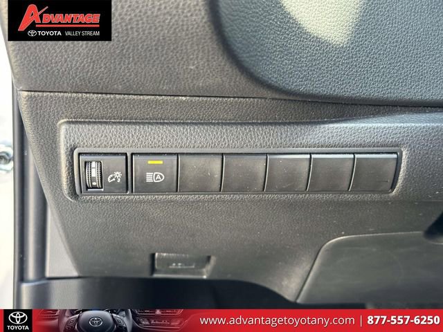 Used 2020 Toyota Corolla SE FWD image 22