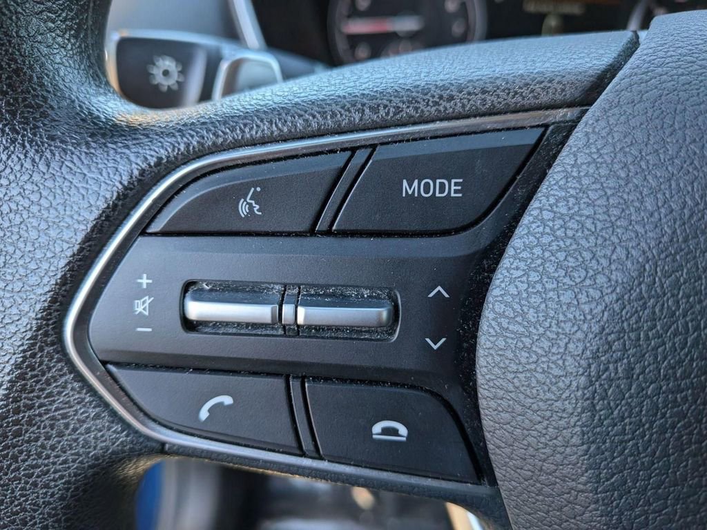 Used 2022 Hyundai Santa Fe SEL w/ Cargo Package image 17