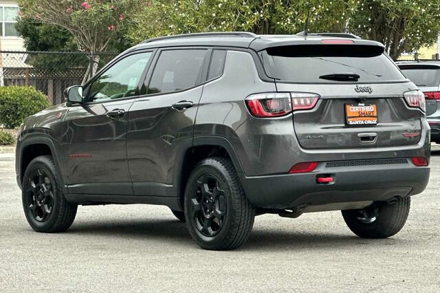 Used 2023 Jeep Compass Trailhawk w/ Sun and Sound Group AWD/4WD image 6