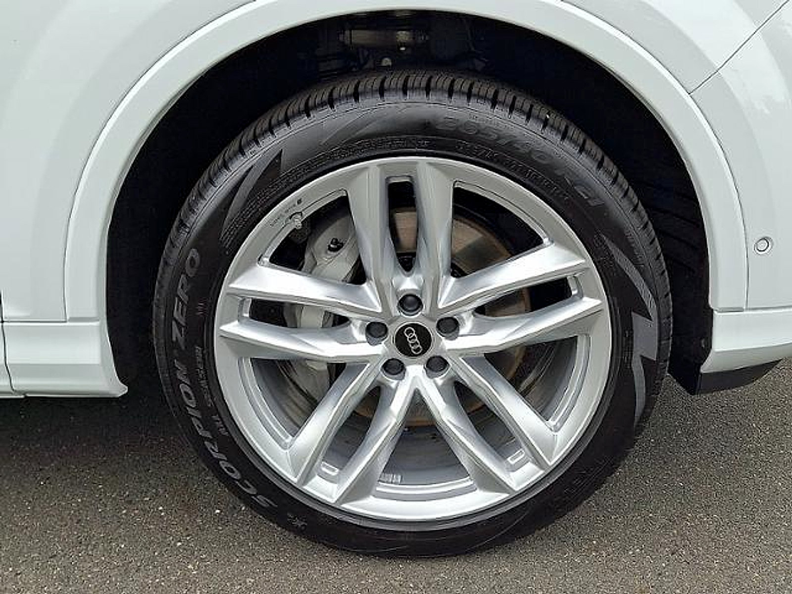 Used 2025 Audi Q7 3.0T Premium Plus AWD/4WD image 27