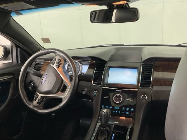 Used 2015 Ford Taurus Limited w/ Equipment Group 301A AWD/4WD image 25