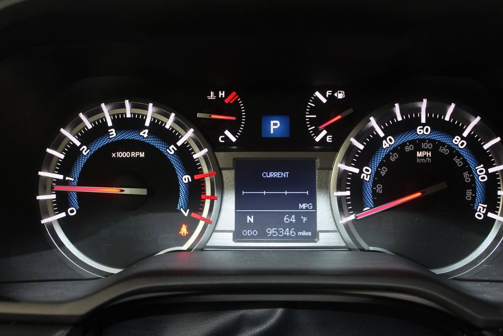 Used 2016 Toyota 4Runner Limited image 34