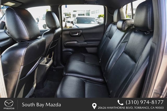 Used 2020 Toyota Tacoma TRD Sport w/ Technology Package RWD image 18