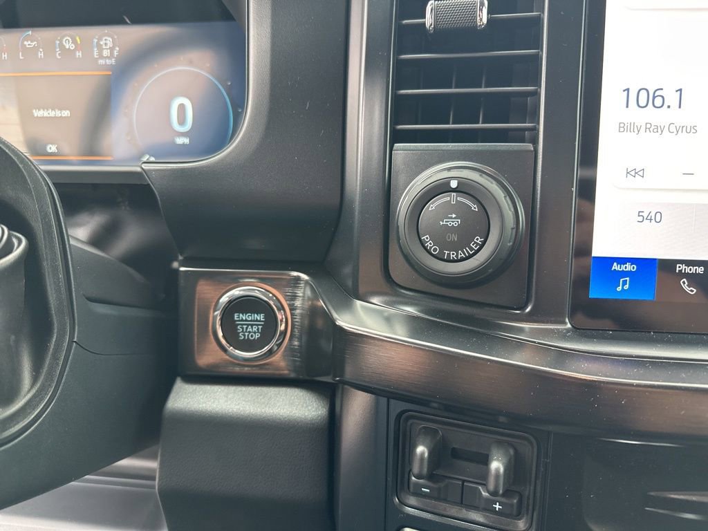 New 2026 Ford F250 Lariat w/ Black Appearance Package image 29