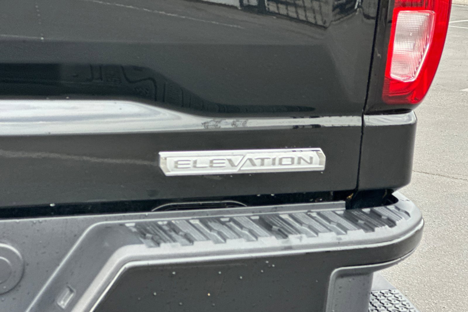 Used 2024 GMC Sierra 1500 Elevation w/ LPO, Elevation Black Package image 49