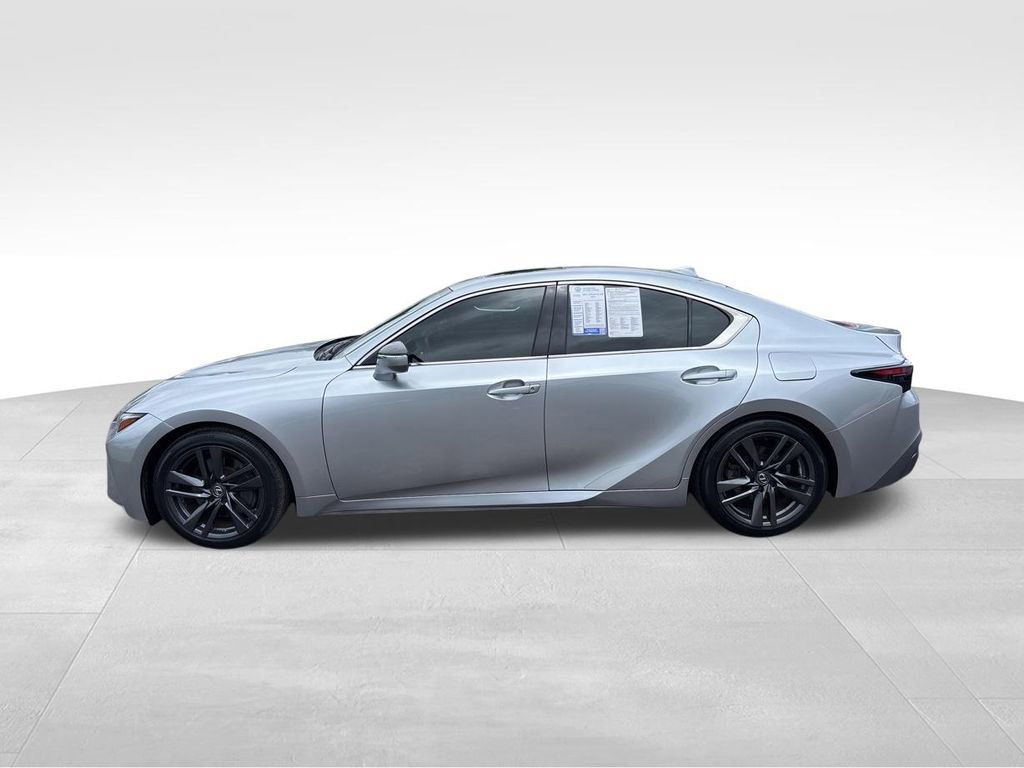 Used 2021 Lexus IS 300 w/ Comfort Package RWD image 4