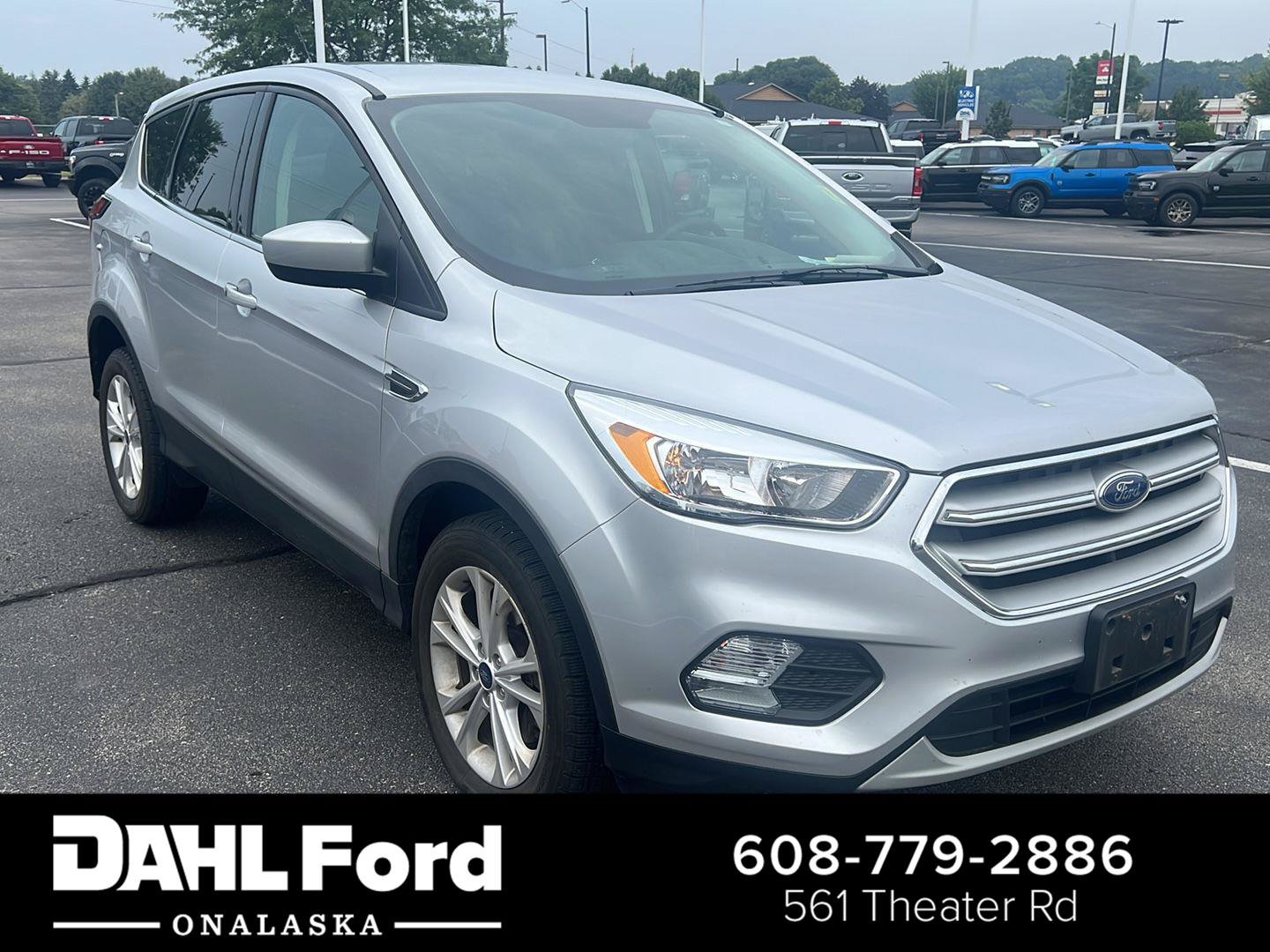 Used 2019 Ford Escape SE AWD/4WD image 1