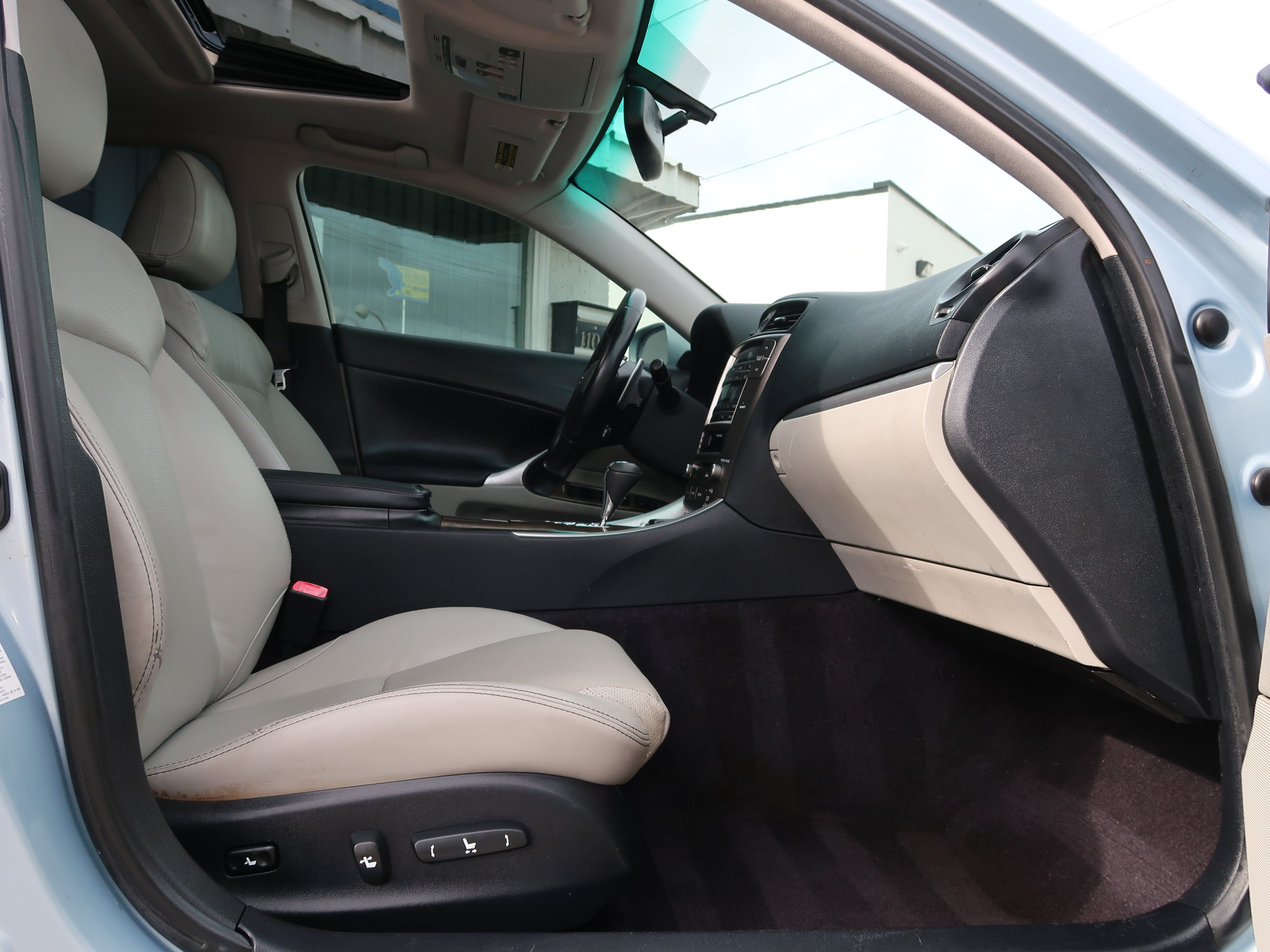 Used 2011 Lexus IS 250 w/ Premium Pkg Value Edition RWD image 15