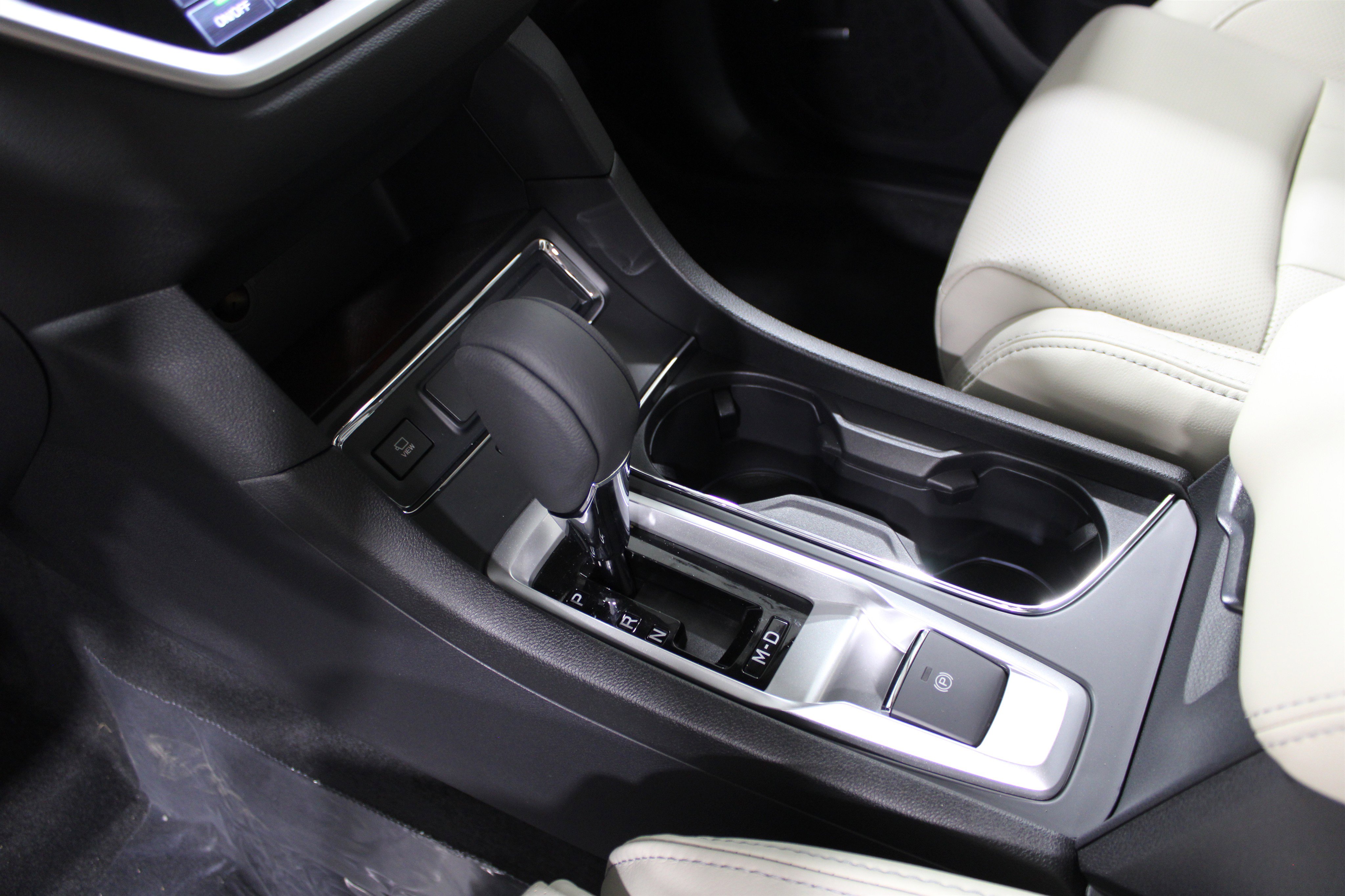 New 2025 Subaru Ascent Limited image 17