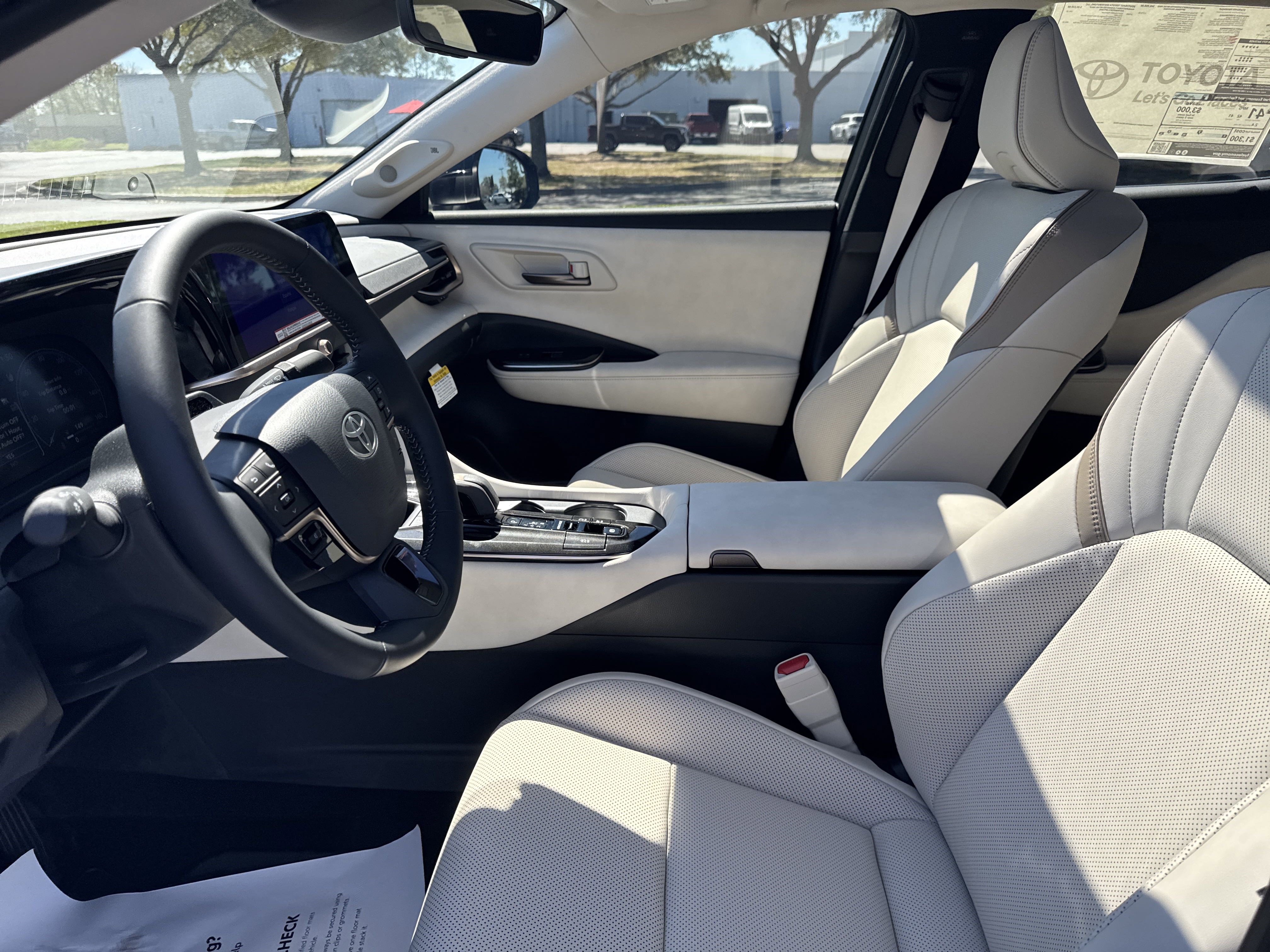 New 2025 Toyota Crown w/ Advanced Technology Package AWD/4WD image 13
