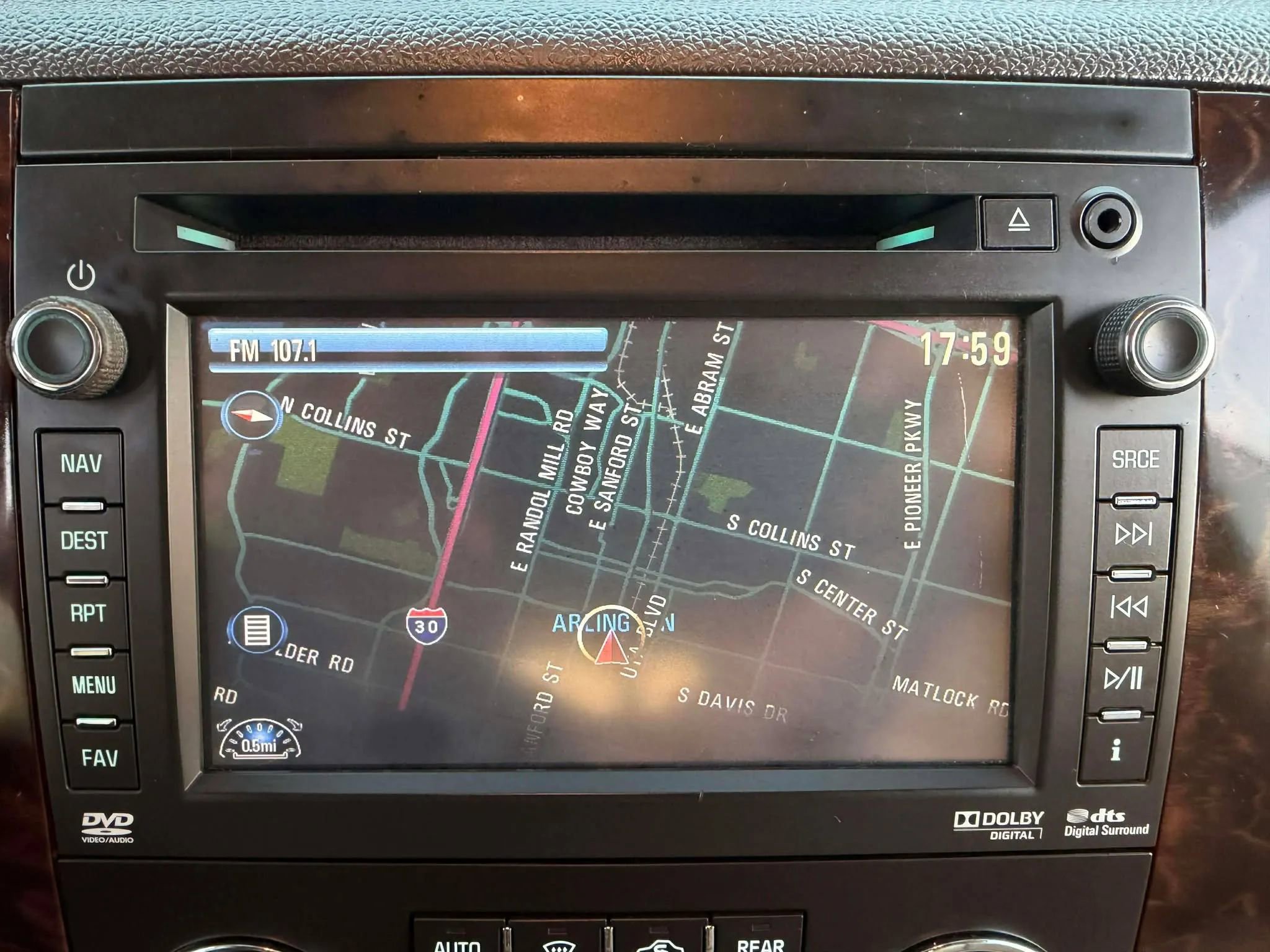 Used 2012 GMC Yukon Denali image 17