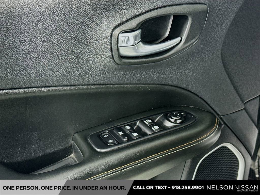 Used 2020 Jeep Compass Sport image 17