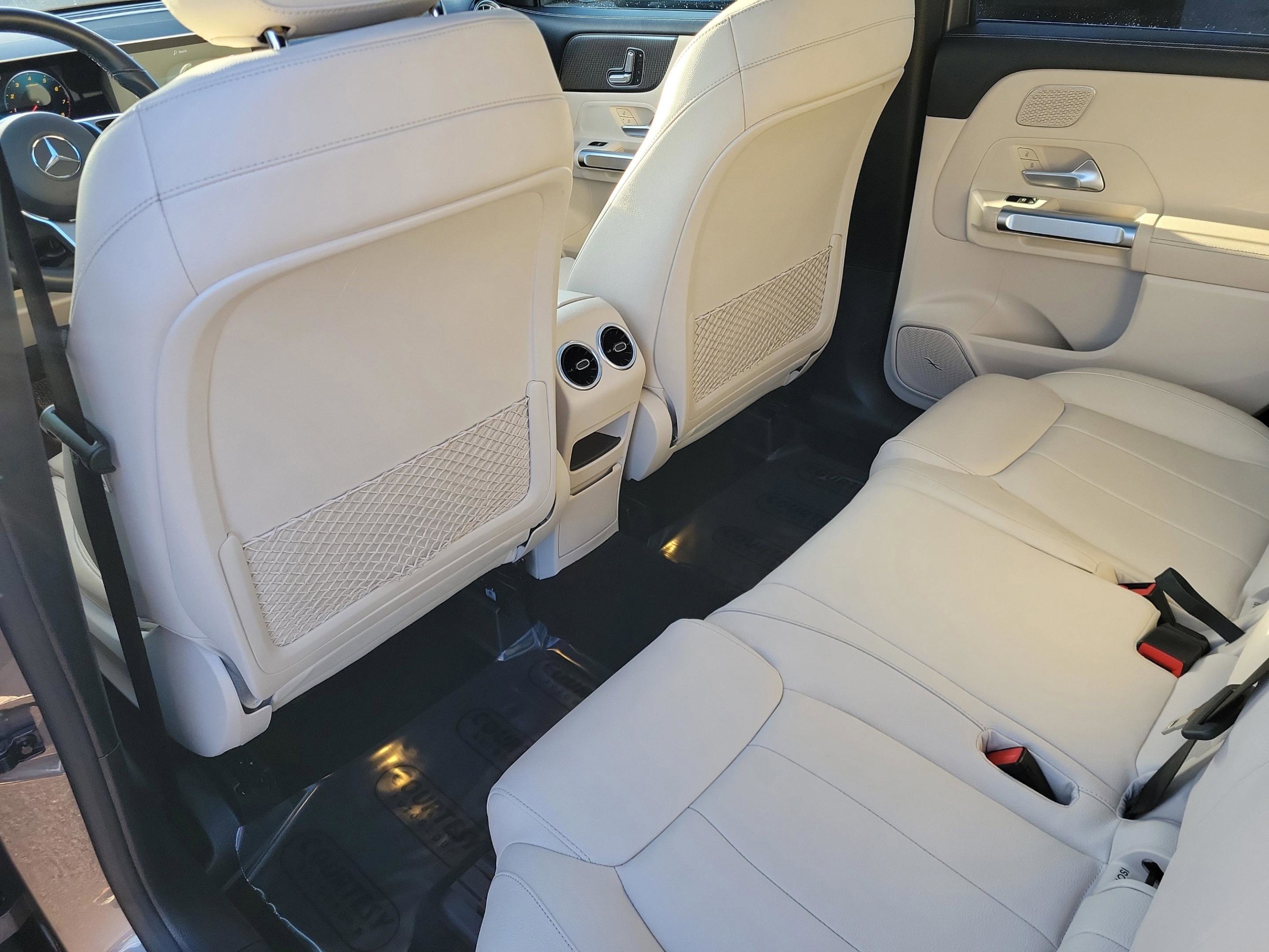 Used 2021 Mercedes-Benz GLB 250 image 14