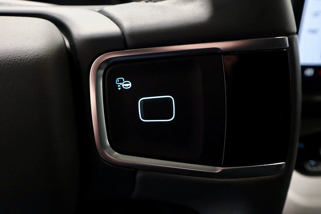 Certified 2025 Ford Expedition Max Active image 30