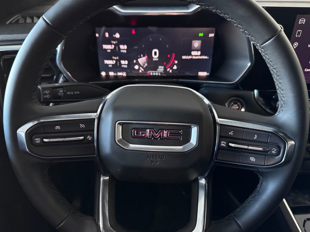 Certified 2025 GMC Canyon Elevation image 14