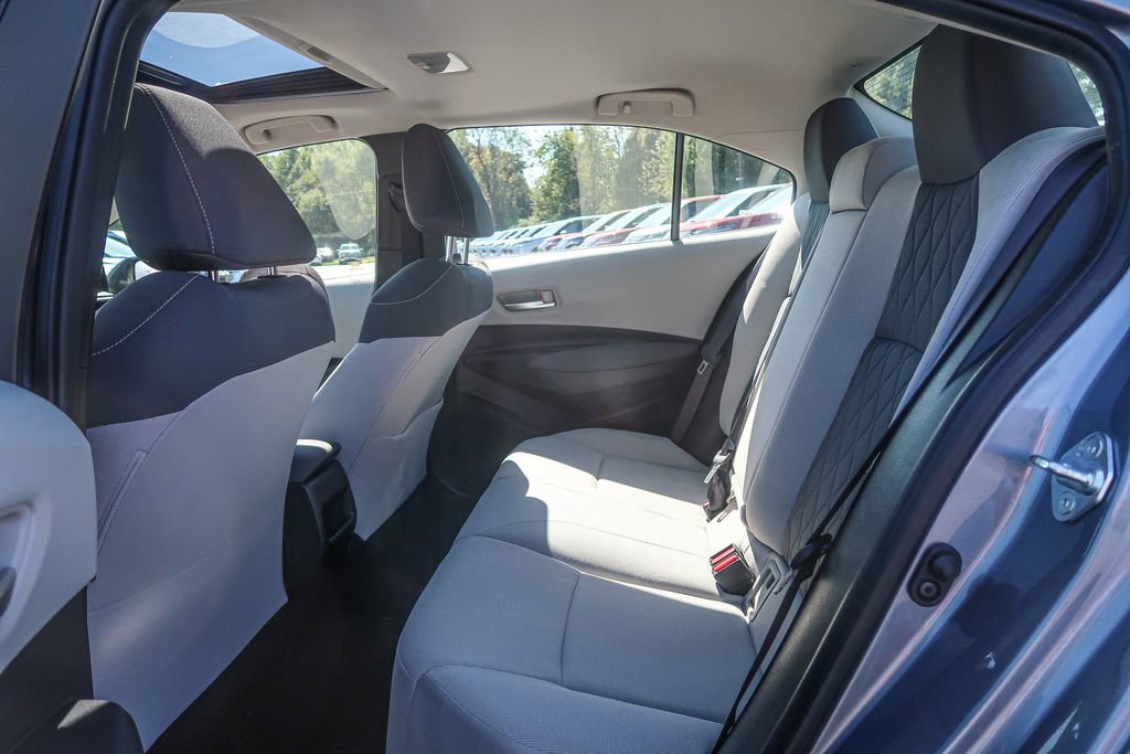 Used 2020 Toyota Corolla LE w/ LE Premium Package image 24