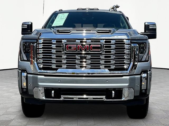 Used 2025 GMC Sierra 3500 Denali w/ Denali Reserve Package AWD/4WD image 2