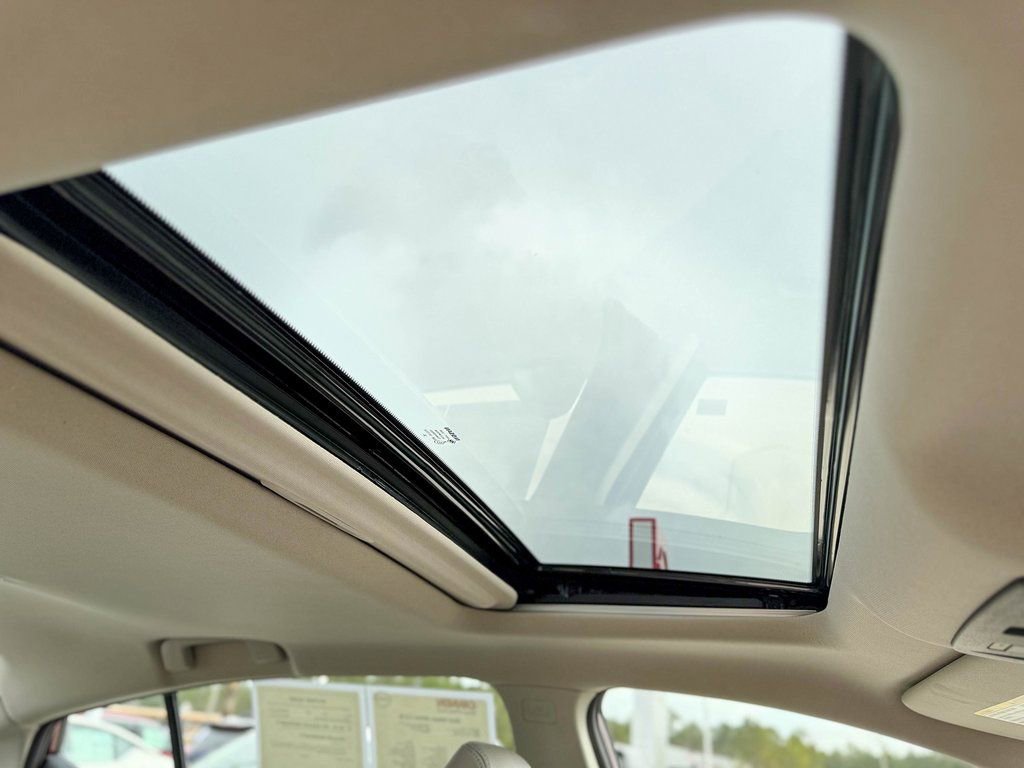 Used 2024 Nissan Altima 2.5 SL image 10