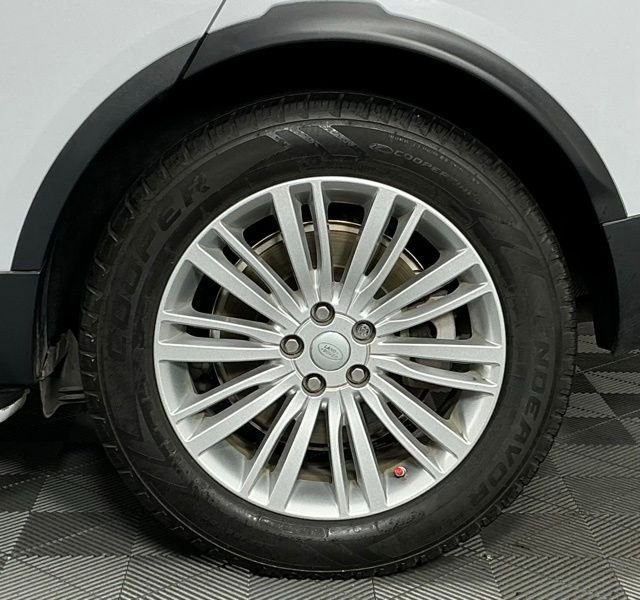 Used 2020 Land Rover Discovery HSE AWD/4WD image 10