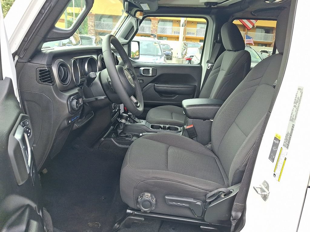Used 2023 Jeep Wrangler Unlimited w/ 8.4" Radio Group AWD/4WD image 14