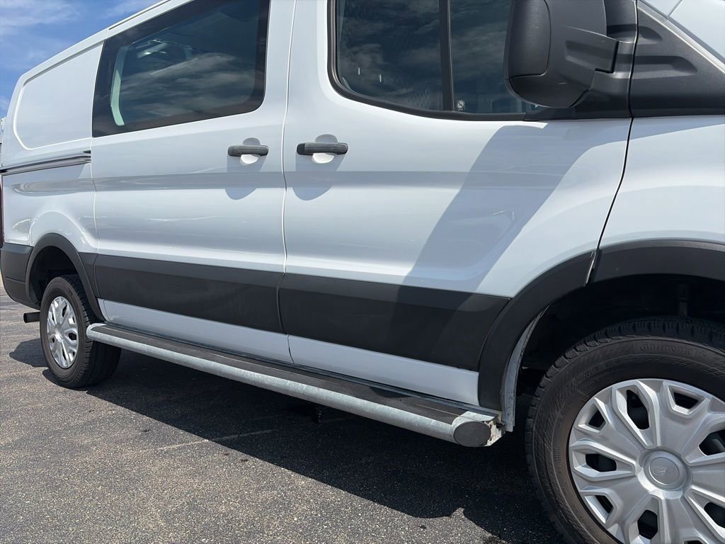 Used 2024 Ford Transit 250 Low Roof w/ Exterior Upgrade Package RWD image 2